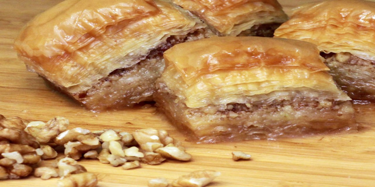 Baklava yedikten Sonra mutlaka bunu yapmalısınız - Herkes yanlış yapıyor