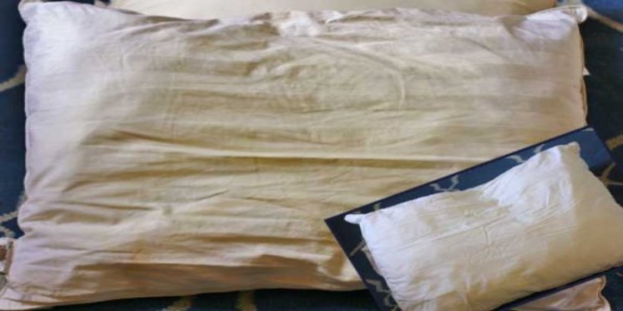 Sararmış Yastıklarınızı Yeni gibi yapacak harika teknik mutlaka deneyin