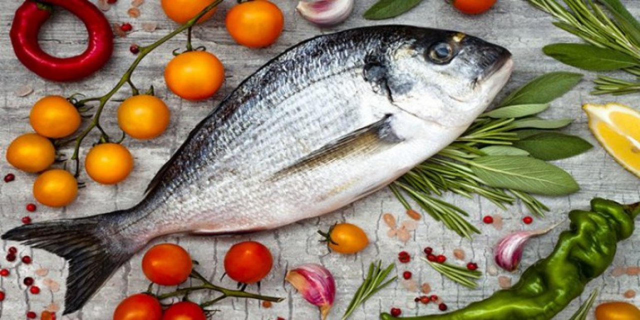 MasterChef jürisi Balığın nasıl seçilmesi gerektiğini Anlattı: Taze Balık Böyle Anlaşılır