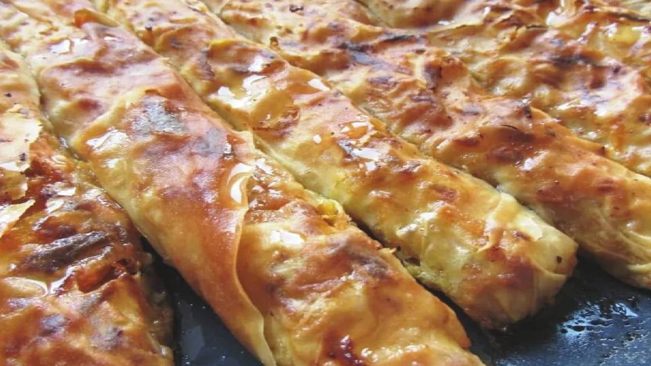 Adapazarı'na özgü yöresel bir lezzet: Balkabaklı börek(Sarı börek) tarifi