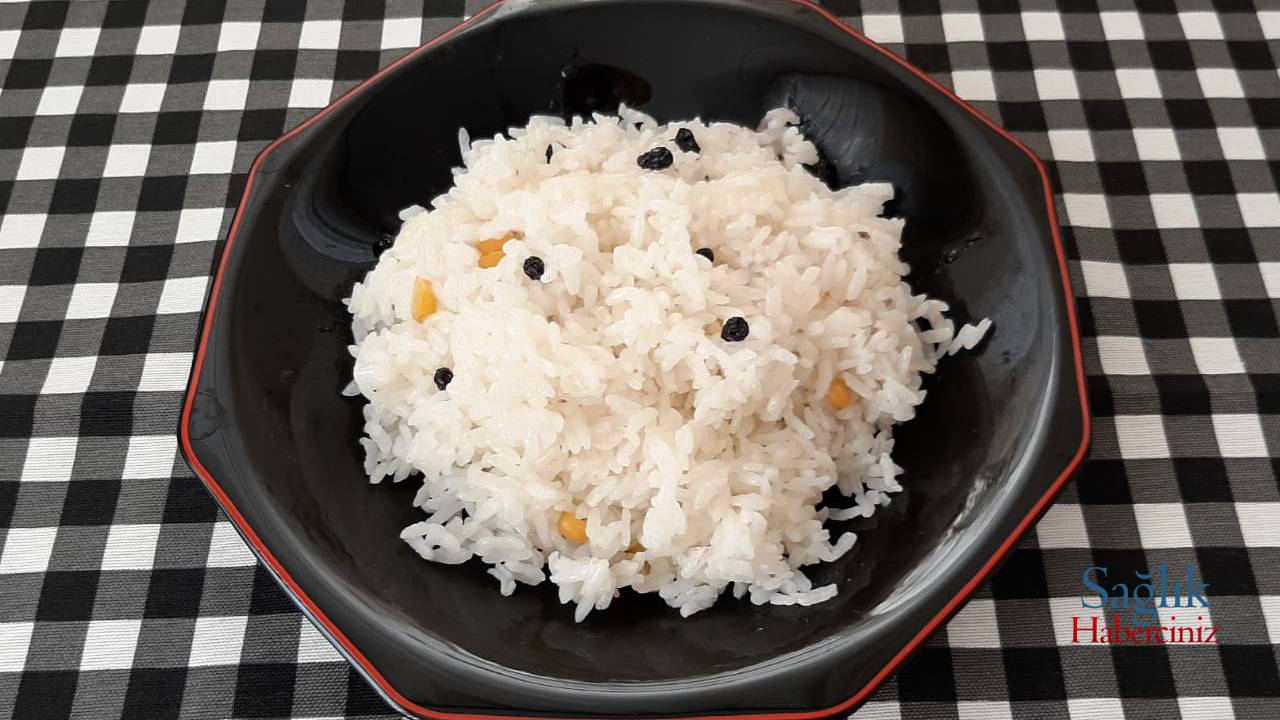 Nohutlu kuş üzümlü pirinç pilavı tarifi