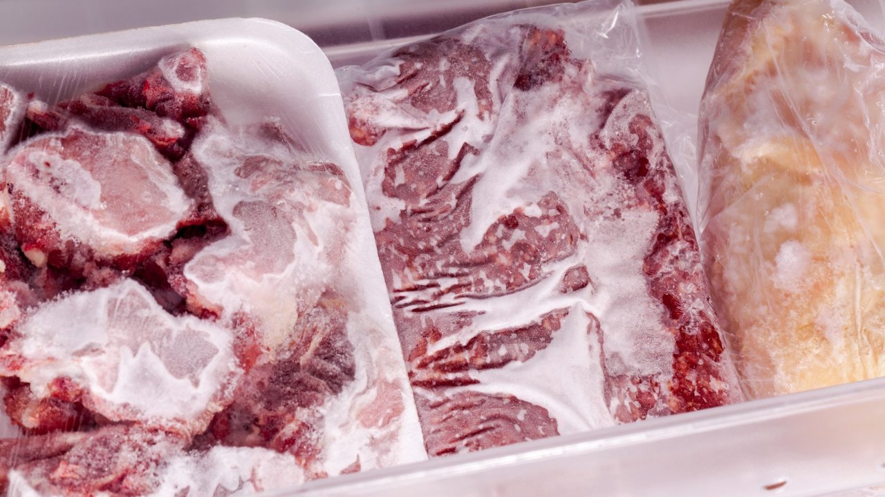 Dondurulmuş Kırmızı Eti Çözdürürken Besin Değerini Yok Etmeyin