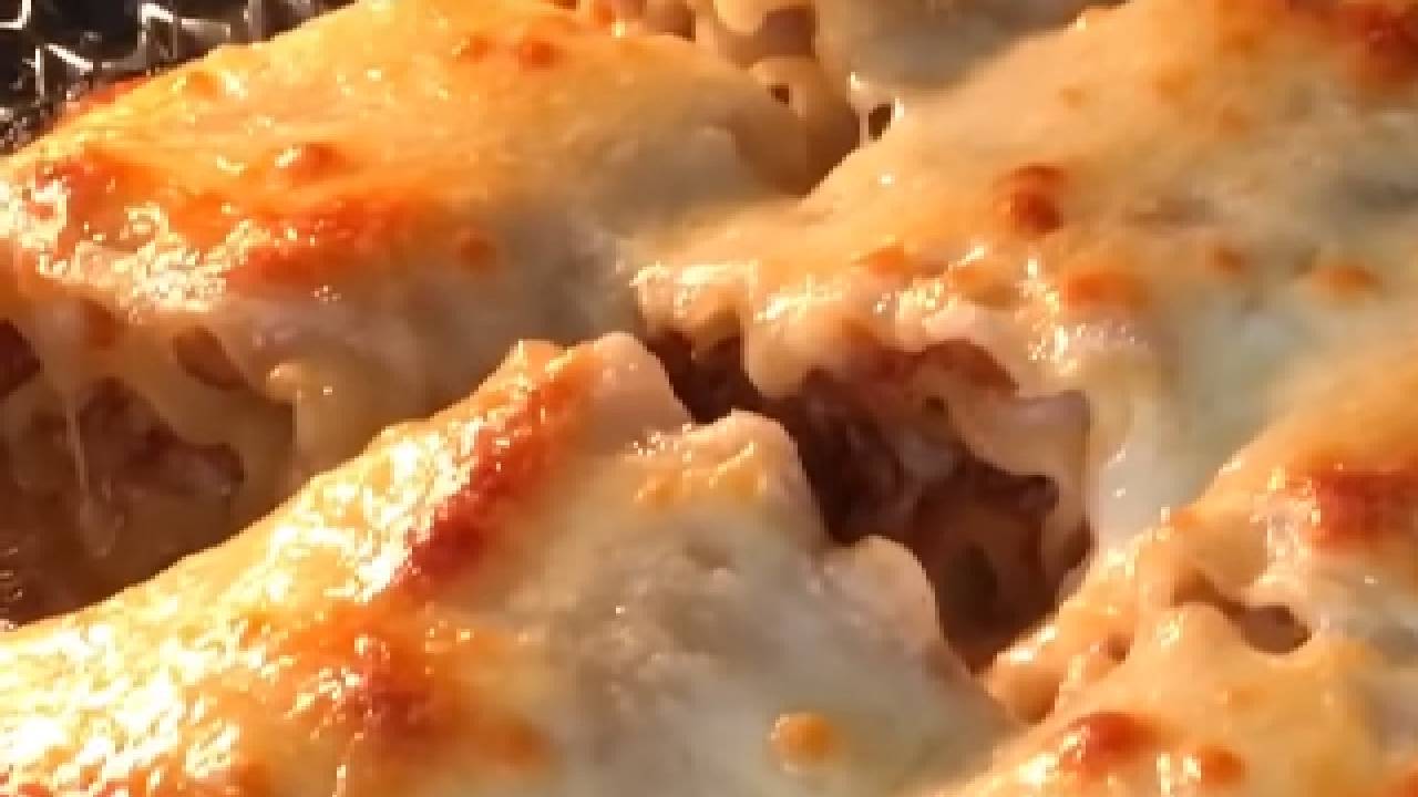 İtalyan Mutfağından Yemelere Doyum Olmayan Lezzet Fışkıran Porsiyonluk Lazanya Tarifi