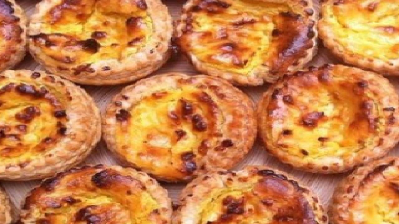 Yiyenlerin Gözleri Parlıyor Bu Tatlı Sıcak Sıcak Tüketiliyor Milföy Hamurundan Kolay Portekiz Tatlısı Tarifi (Pastel de Nata)