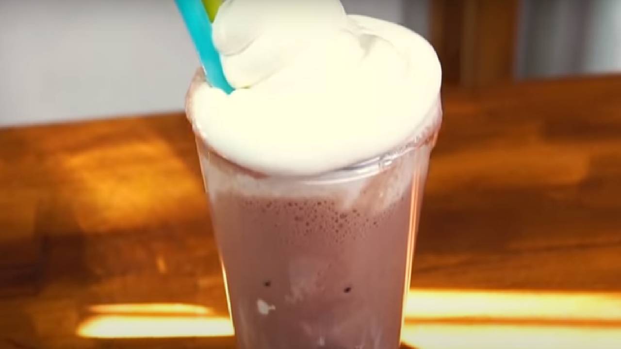 Yazın İçinizi Serinletecek Enfes Bir İçecek! Masterchef Danilo Zanna'dan Dondurmalı Milkshake Tarifi
