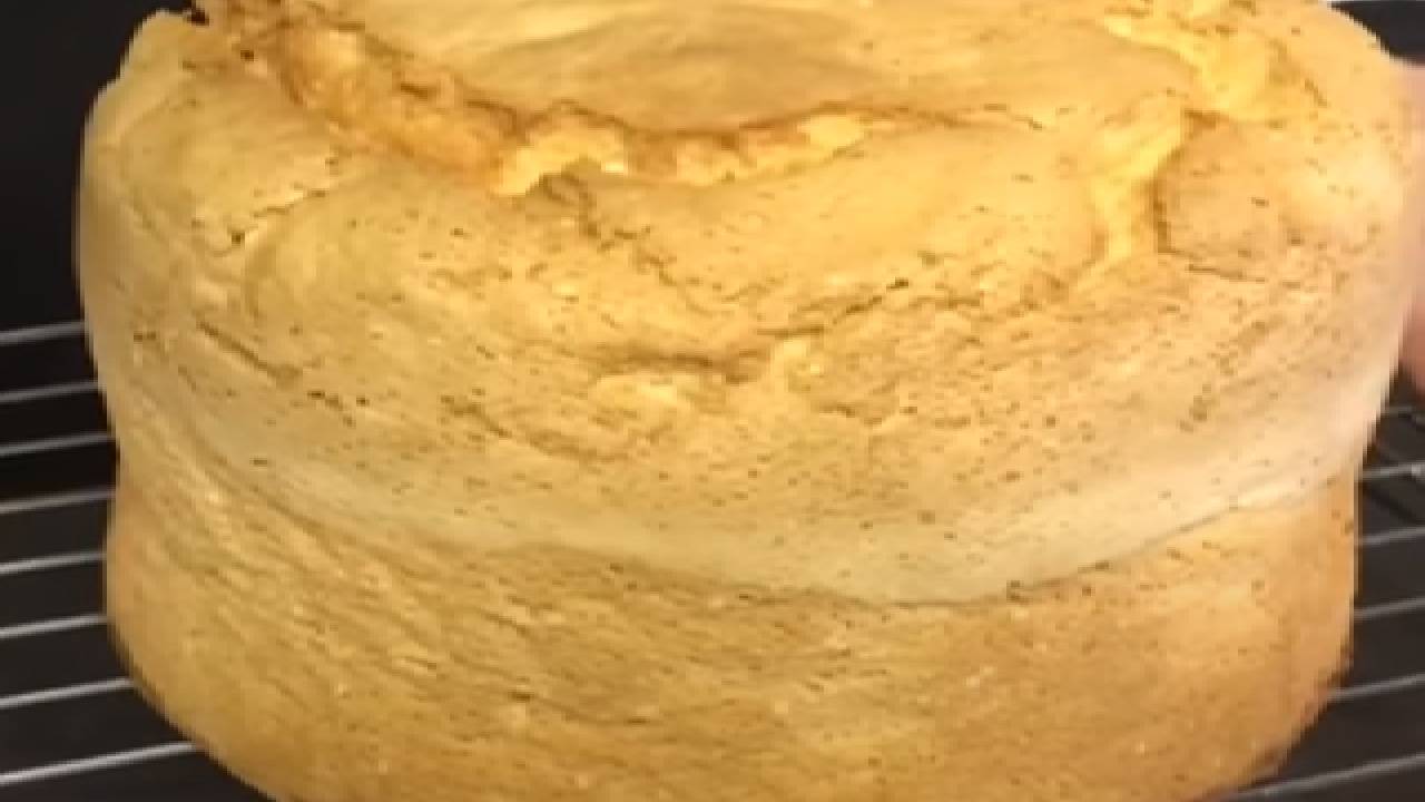 Hazır Pasta Tabanı Almaya Elveda! Pasta Eğitmeni Duygu Tuğcu'dan Yumuşacık Kabarma Garantili Pandispanya Tarifi