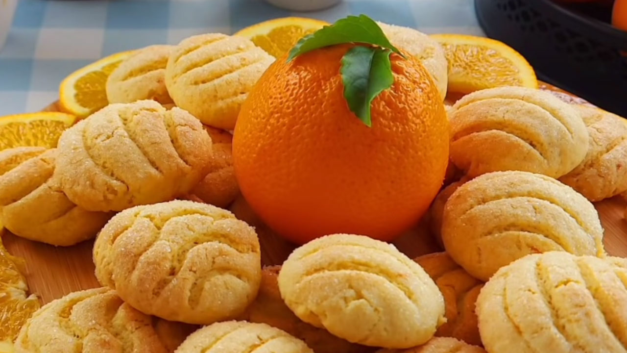 Ağızda dağılan kıyır kıyır portakallı kurabiye nasıl yapılır?