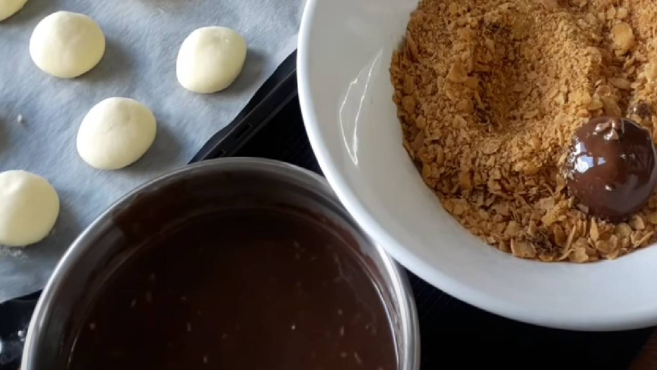 Çayın yanına ne yapsam diyenlere: Çikolatalı mısır gevrekli kurabiye tarifi