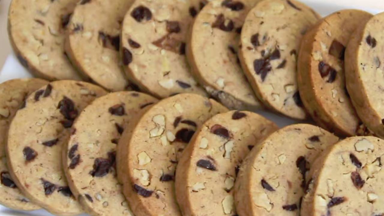 Ödüllü starbucks kurabiye nasıl yapılır? Starbucks kurabiye malzemeleri nelerdir?