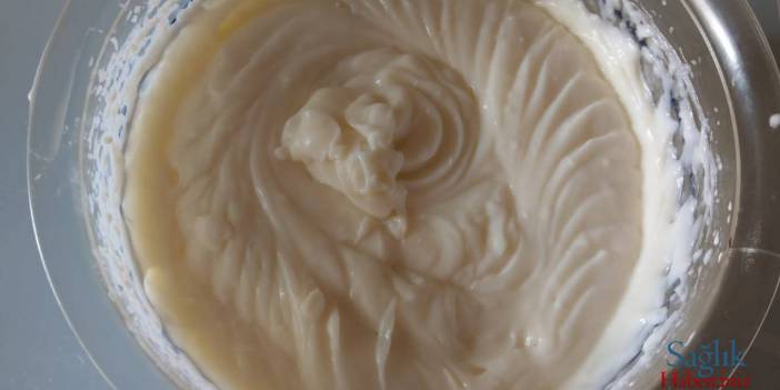 Lezzetli yaş pasta kreması nasıl yapılır? Tam ölçülü pastacı kreması tarifi